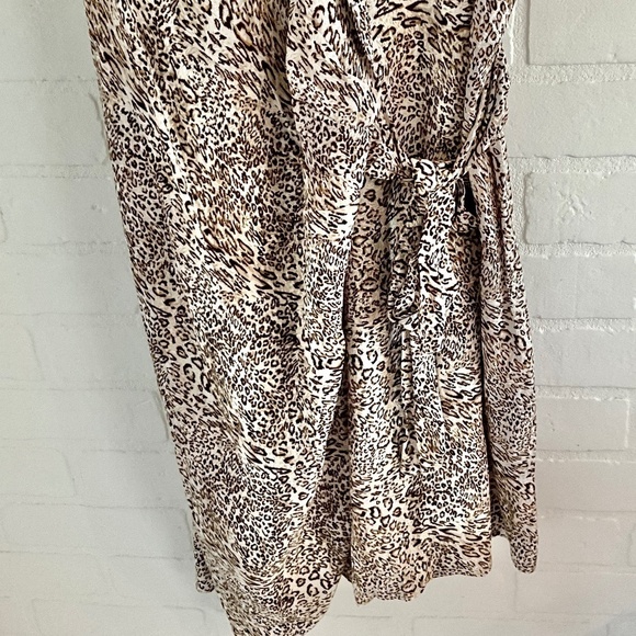 REVOLVE x Heartloom Mini wrap dress Leopard print Mobwife Lightweight S - Picture 5 of 10